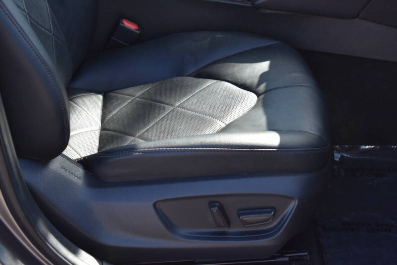 2018 Toyota Camry Hybrid XLE