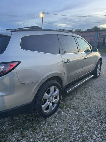 2017 Chevrolet Traverse LT