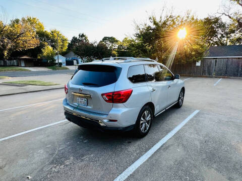 2018 Nissan Pathfinder SL