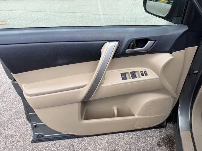 2011 Toyota Highlander
