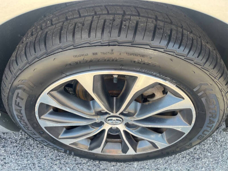 2018 Toyota Avalon XLE