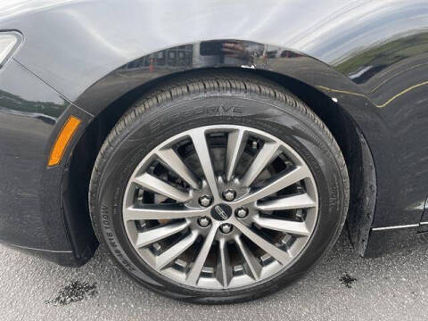 2017 Lincoln MKZ Select
