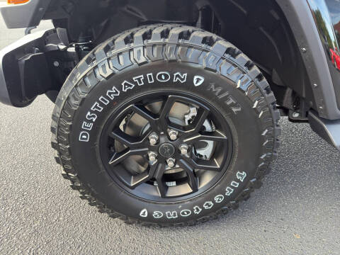 2025 Jeep Gladiator High Tide