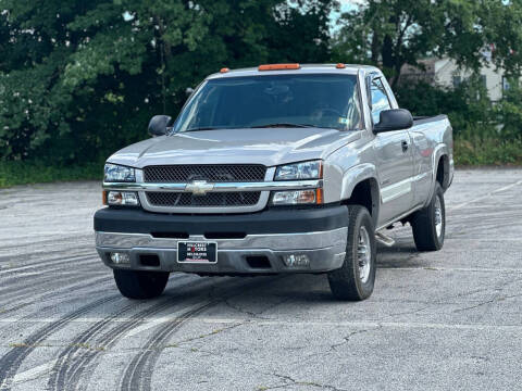 2004 Chevrolet Silverado 2500HD for sale at Hillcrest Motors in Derry NH