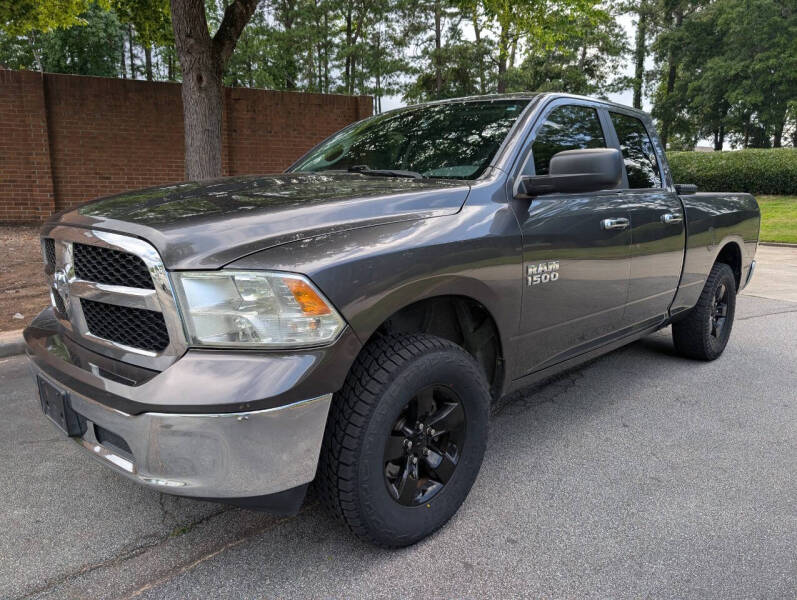 2016 RAM 1500 SLT