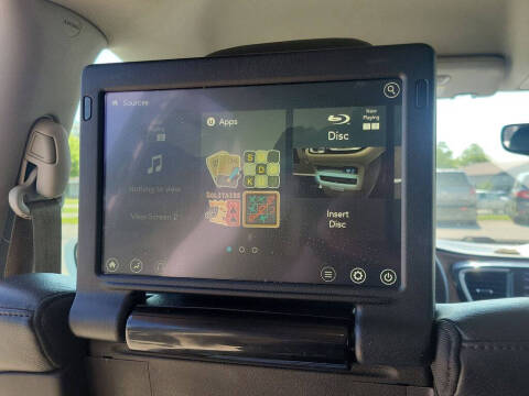 2017 Chrysler Pacifica Touring-L Plus