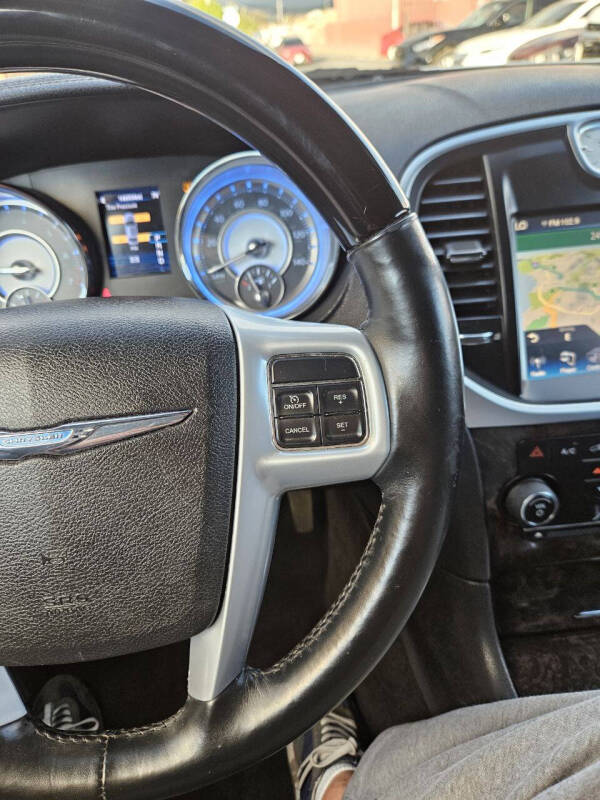 2014 Chrysler 300 C