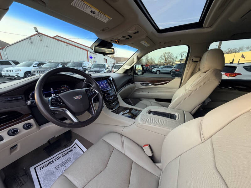 2017 Cadillac Escalade ESV Premium Luxury