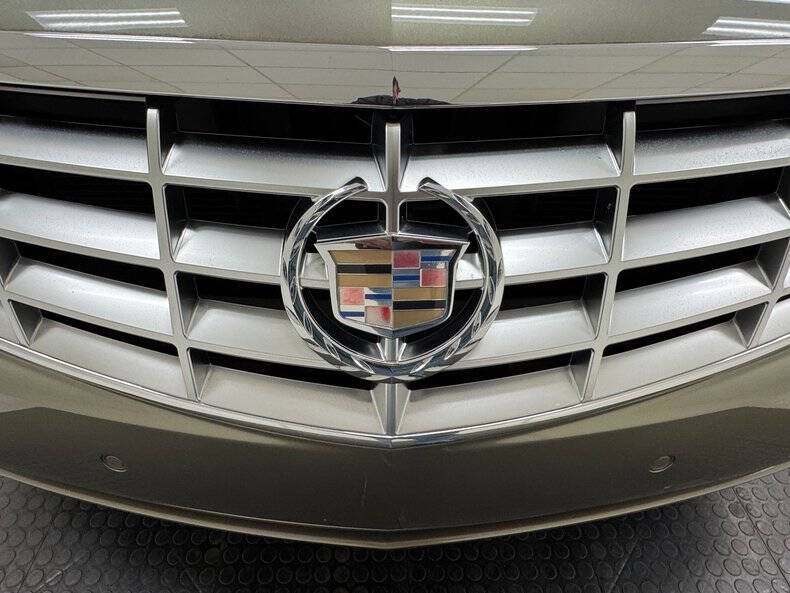 2010 Cadillac DTS Luxury Collection