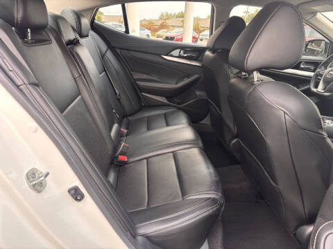 2023 Nissan Maxima 3.5 SV