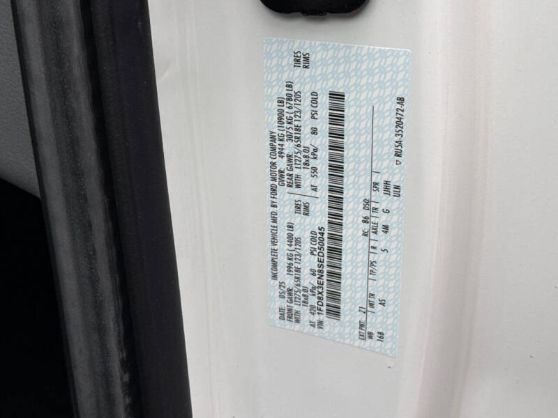 2025 Ford F-350 Super Duty XL