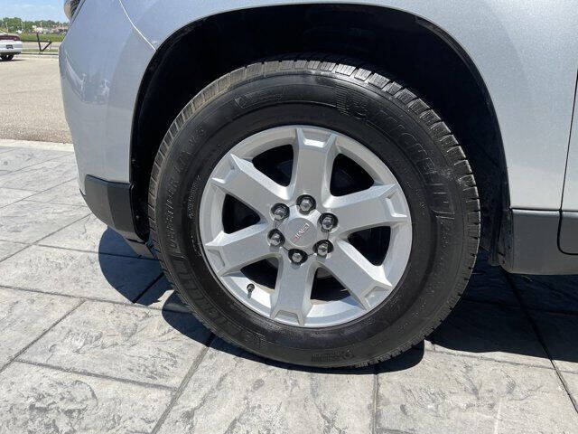 2015 GMC Acadia SLE-2