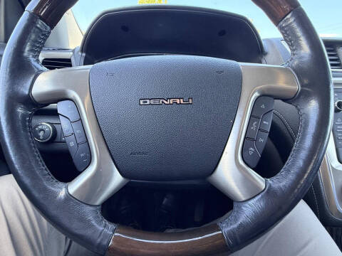 2015 GMC Acadia Denali
