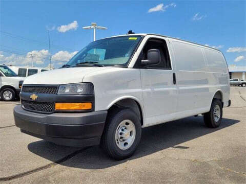 2025 Chevrolet Express 2500
