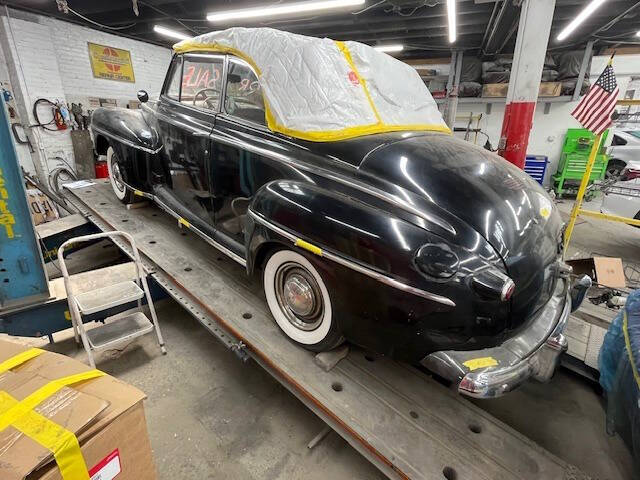 1948 Ford Super Deluxe