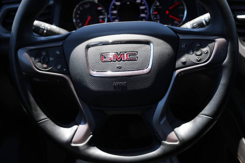 2023 GMC Acadia AT4