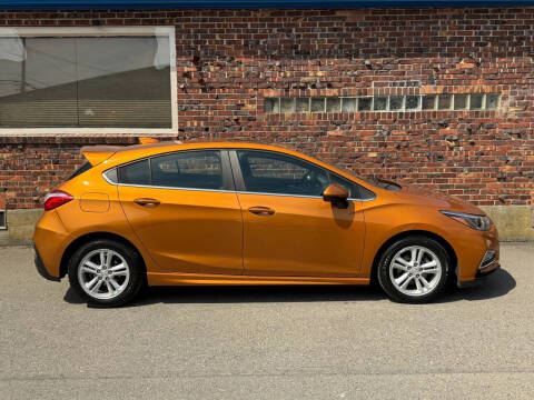 2017 Chevrolet Cruze LT Auto