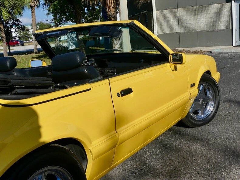 1993 Ford Mustang LX 5.0