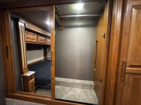 2018 Tiffin Allegro RED