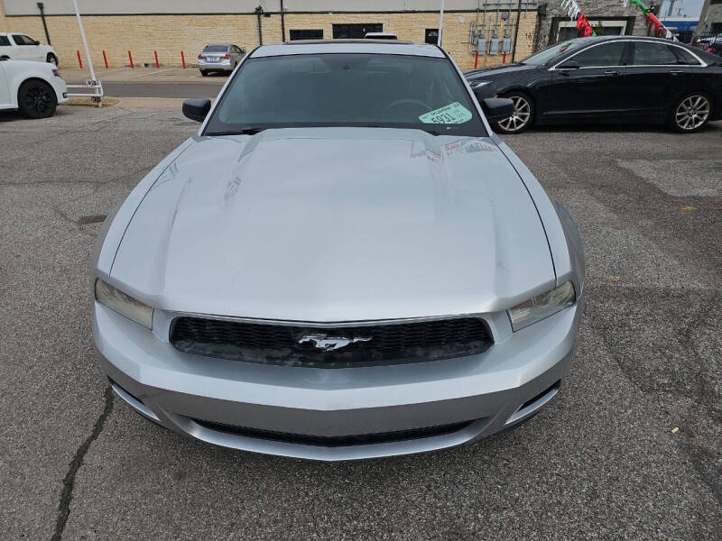 2011 Ford Mustang V6