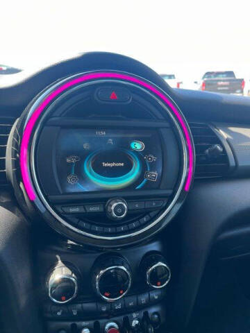 2017 MINI Hardtop 4 Door Cooper