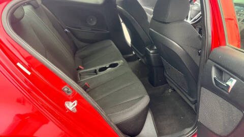 2017 Hyundai Veloster