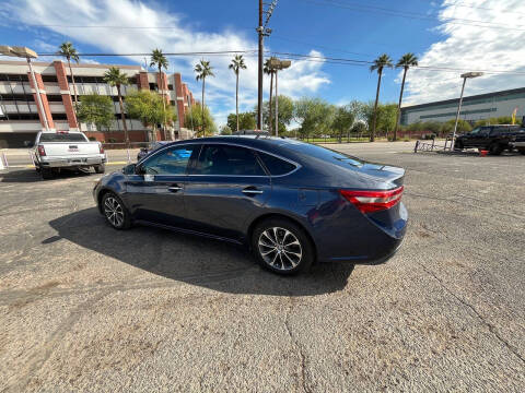 2017 Toyota Avalon XLE