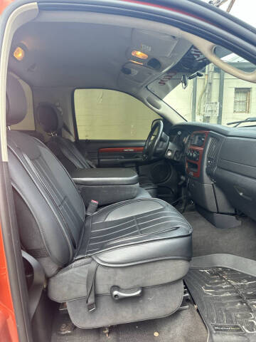 2005 Dodge Ram 1500 SLT