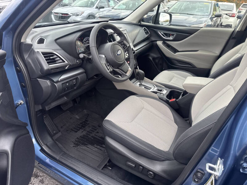 2024 Subaru Forester Premium