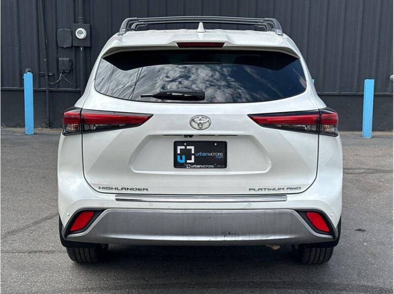 2021 Toyota Highlander Platinum
