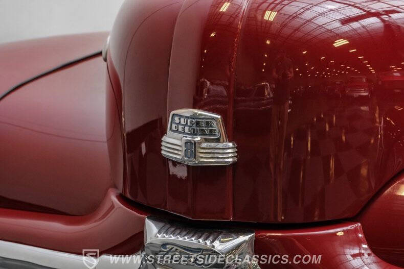 1948 Ford Deluxe