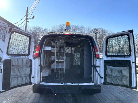 2011 Chevrolet Express 2500