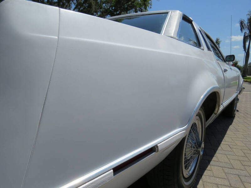 1977 Ford Thunderbird
