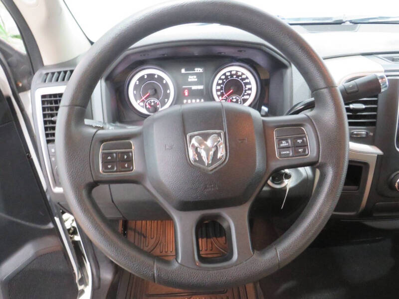 2013 RAM 1500 SLT