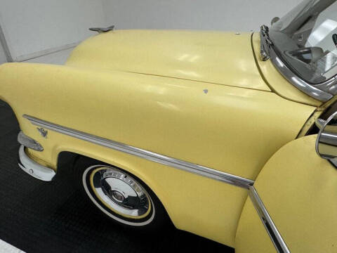 1954 Ford Crestline