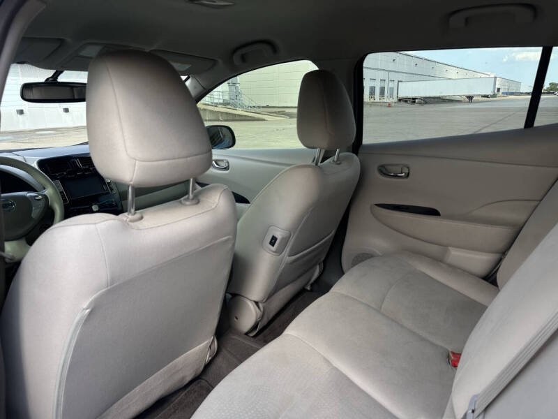 2012 Nissan LEAF SL
