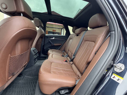 2020 Audi Q5 quattro Premium Plus 45 TFSI