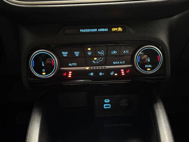 2022 Ford Escape Hybrid SEL