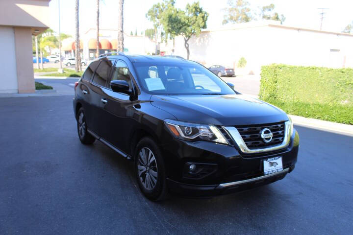 2018 Nissan Pathfinder SL
