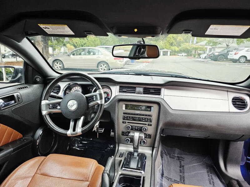 2011 Ford Mustang V6 Premium