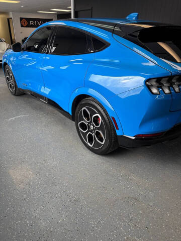 2021 Ford Mustang Mach-E GT