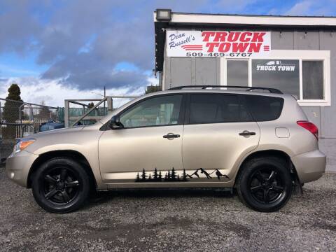 2006 Toyota RAV4 for sale at Dean Russell Truck Town in Union Gap WA