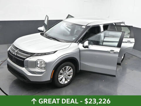 2025 Mitsubishi Outlander ES