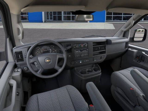 2025 Chevrolet Express 2500