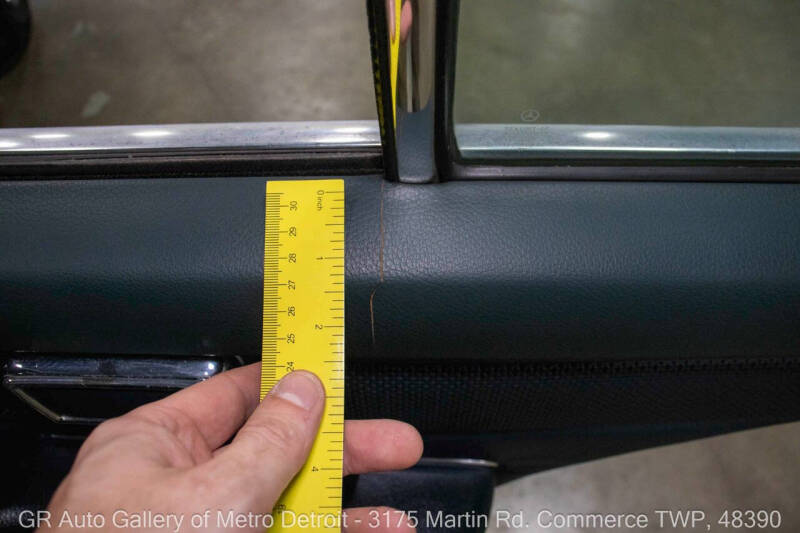 1975 Mercedes-Benz 280-Class