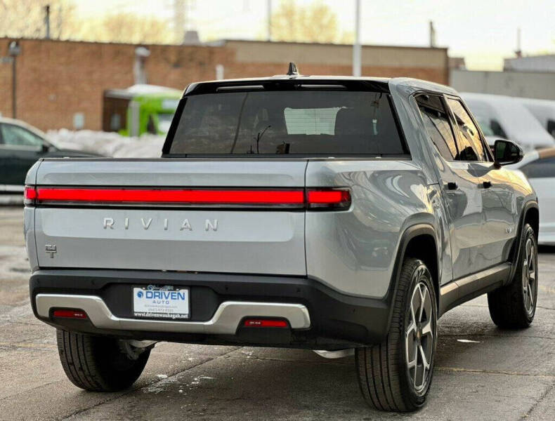 2024 Rivian R1T