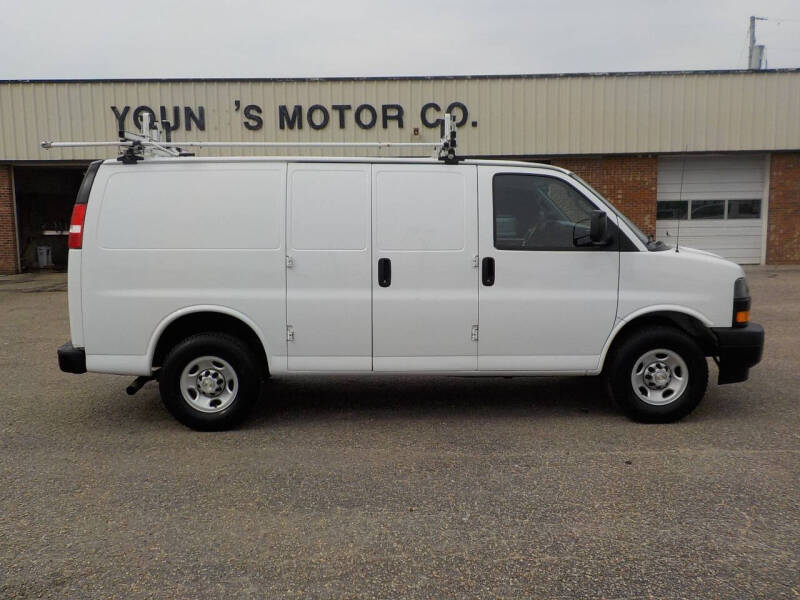2021 Chevrolet Express 2500