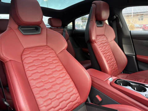 2022 Audi e-tron GT quattro Prestige