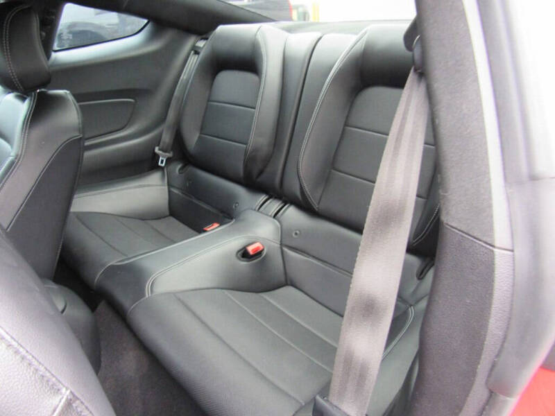 2020 Ford Mustang EcoBoost