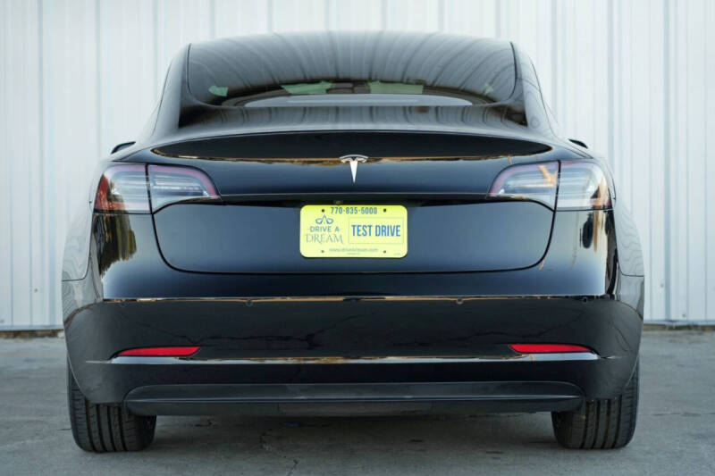 2021 Tesla Model 3 Standard Range Plus
